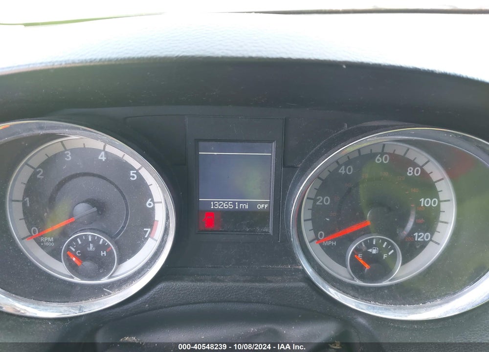 2012 DODGE GRAND CARAVAN CREW VIN: 2C4RDGDG7CR205823