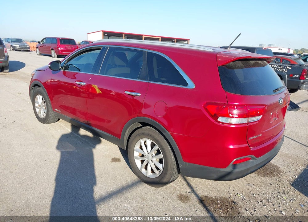 2016 KIA SORENTO 3.3L LX VIN: 5XYPGDA55GG093677