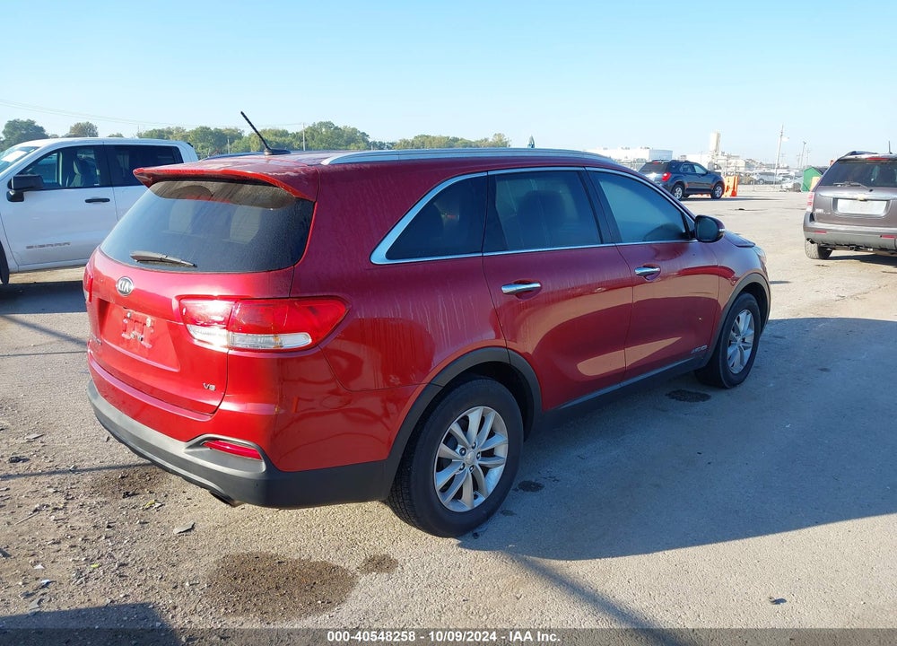 2016 KIA SORENTO 3.3L LX VIN: 5XYPGDA55GG093677