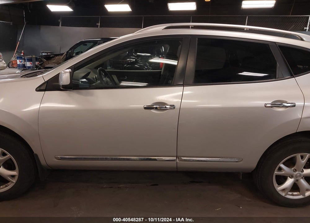 2011 NISSAN ROGUE SV VIN: JN8AS5MV2BW680876