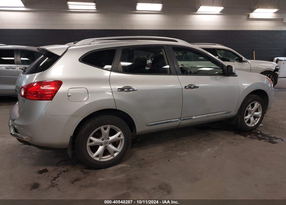 2011 NISSAN ROGUE SV VIN: JN8AS5MV2BW680876