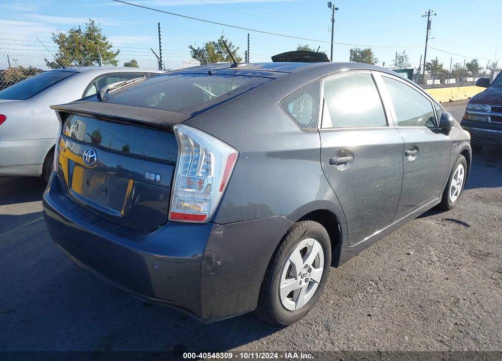 2011 TOYOTA PRIUS THREE VIN: JTDKN3DU9B1402590