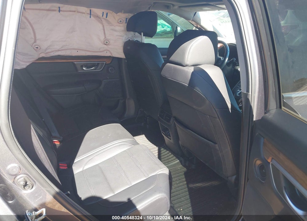 2018 HONDA CR-V TOURING VIN: 2HKRW2H99JH634447