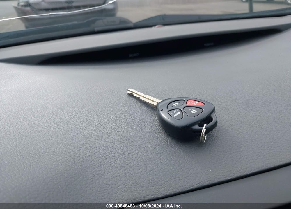 2011 TOYOTA CAMRY LE VIN: 4T4BF3EK3BR208390