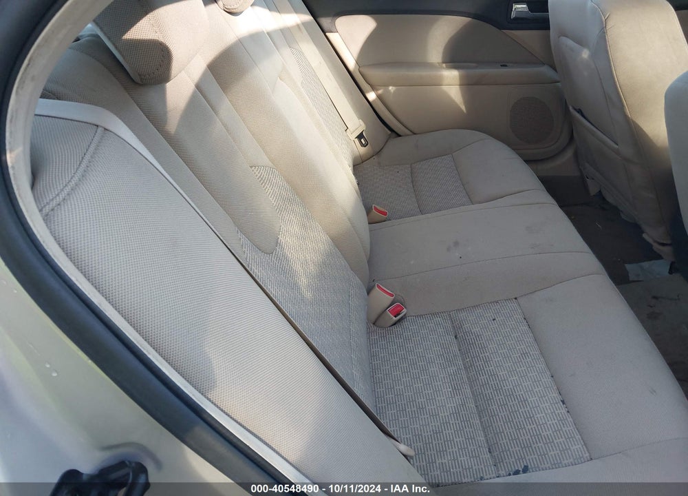 2010 FORD FUSION SE VIN: 3FAHP0HAXAR201004