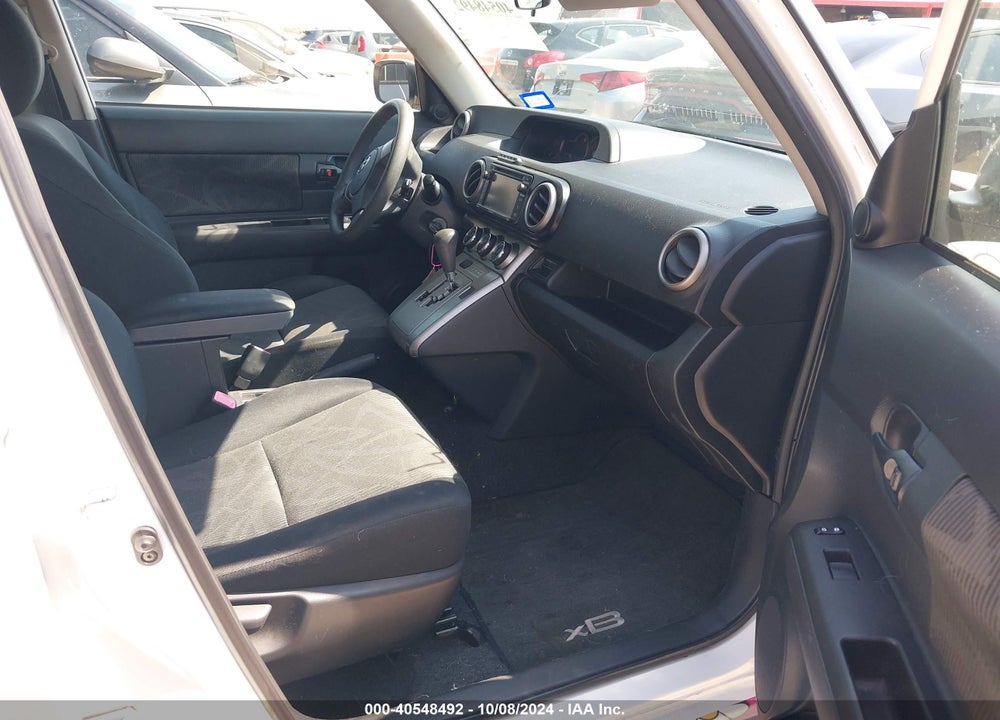 2014 SCION XB VIN: JTLZE4FE6EJ050250