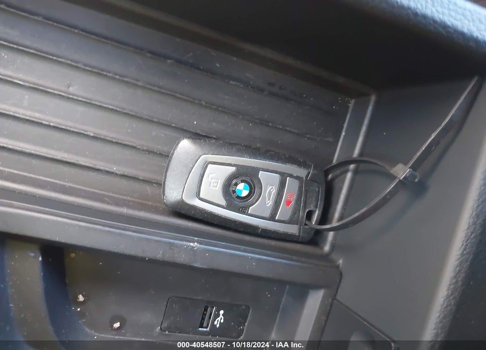 2018 BMW 330I XDRIVE VIN: WBA8D9G51JNU67071
