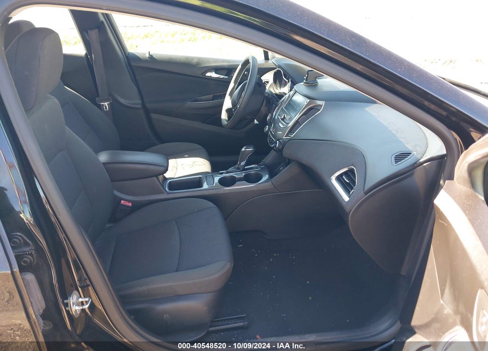 2017 CHEVROLET CRUZE LT AUTO VIN: 1G1BE5SM0H7219561