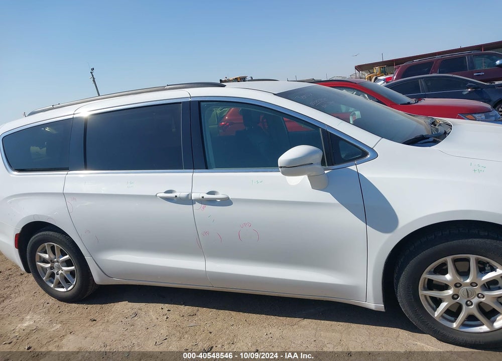 2022 CHRYSLER PACIFICA TOURING L VIN: 2C4RC1BG5NR171175