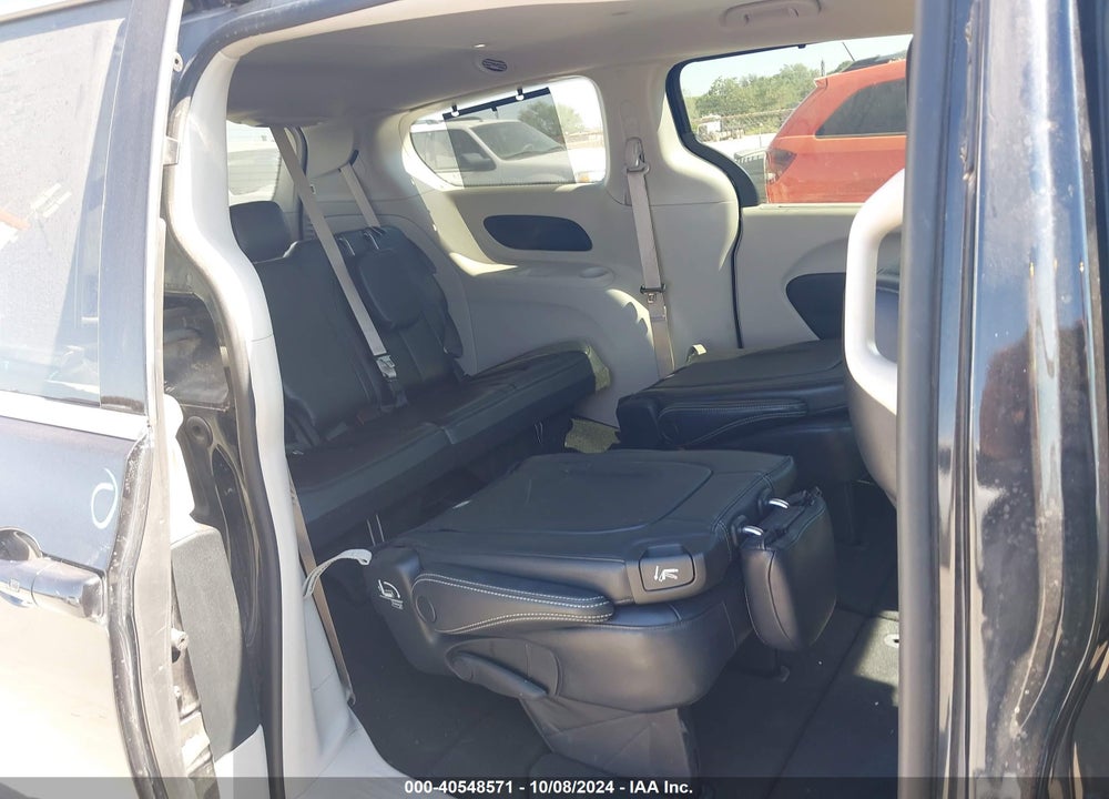 2022 CHRYSLER PACIFICA TOURING L VIN: 2C4RC1BG6NR178846