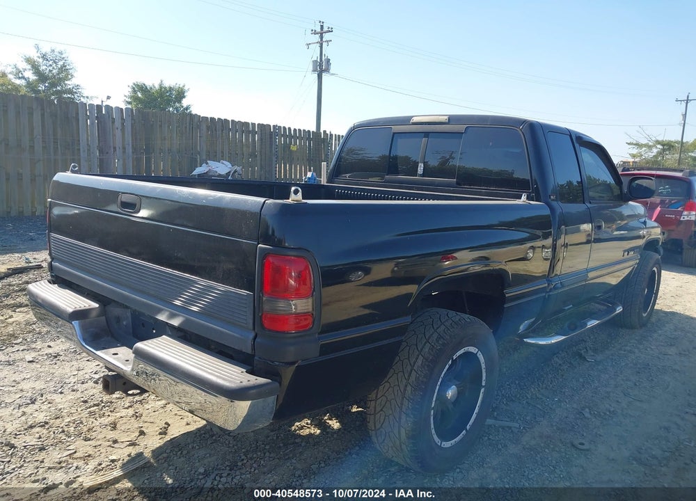 2001 DODGE RAM 1500 ST VIN: 3B7HC13Y21G240617
