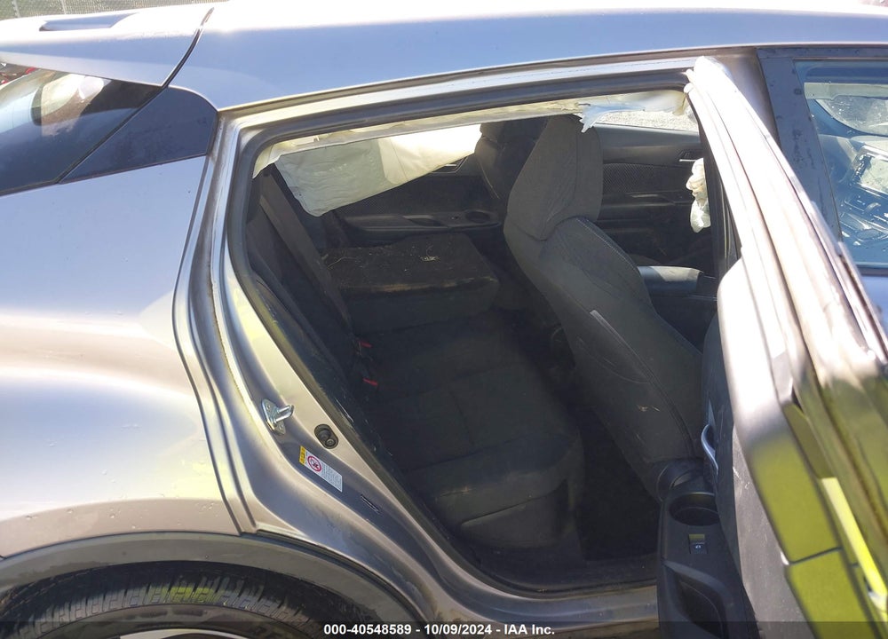 2018 TOYOTA C-HR XLE PREMIUM VIN: NMTKHMBX1JR057582