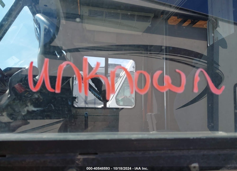 2012 FREIGHTLINER CHASSIS M LINE WALK-IN VAN VIN: 4UZAAPDU0CCBL7710