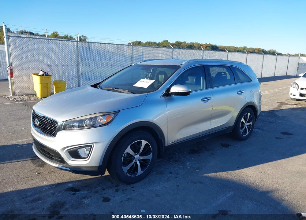 2017 KIA SORENTO 3.3L EX VIN: 5XYPHDA55HG233225