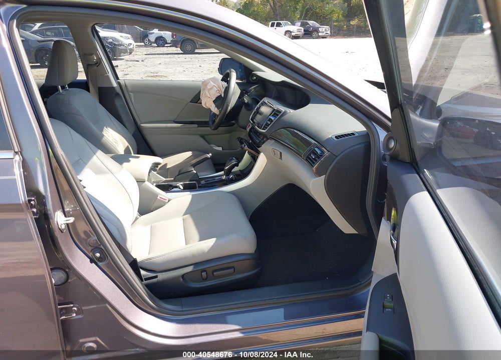 2016 HONDA ACCORD EX-L VIN: 1HGCR2F86GA052184