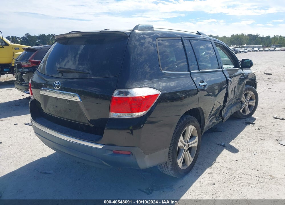 2013 TOYOTA HIGHLANDER LIMITED V6 VIN: 5TDYK3EH9DS100114