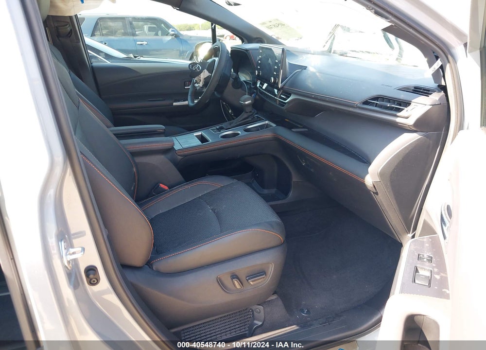 2024 TOYOTA SIENNA XSE VIN: 5TDCSKFC1RS131940