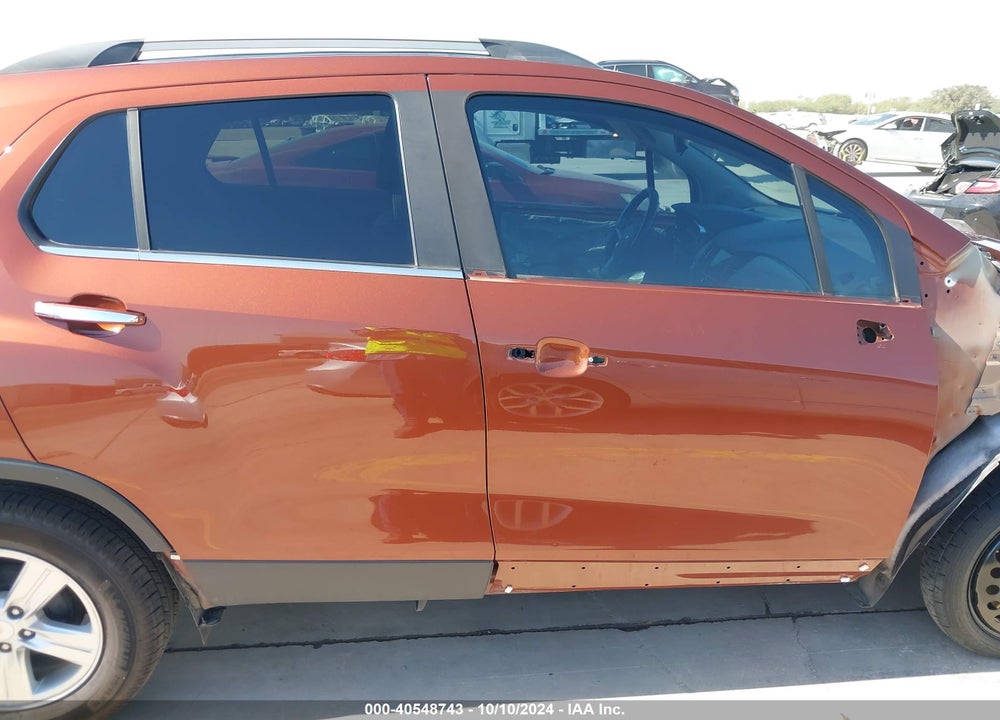 2019 CHEVROLET TRAX LT VIN: 3GNCJLSB2KL253943