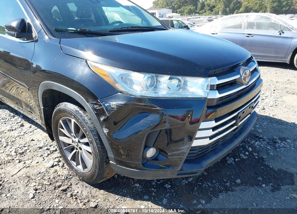 2017 TOYOTA HIGHLANDER XLE VIN: 5TDJZRFH9HS474226