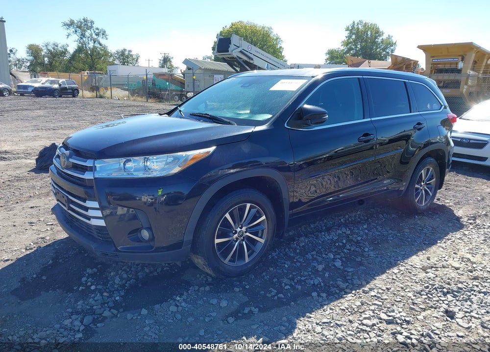 2017 TOYOTA HIGHLANDER XLE VIN: 5TDJZRFH9HS474226
