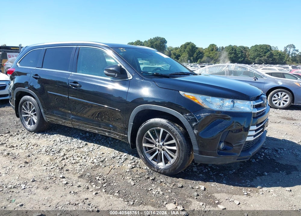 2017 TOYOTA HIGHLANDER XLE VIN: 5TDJZRFH9HS474226