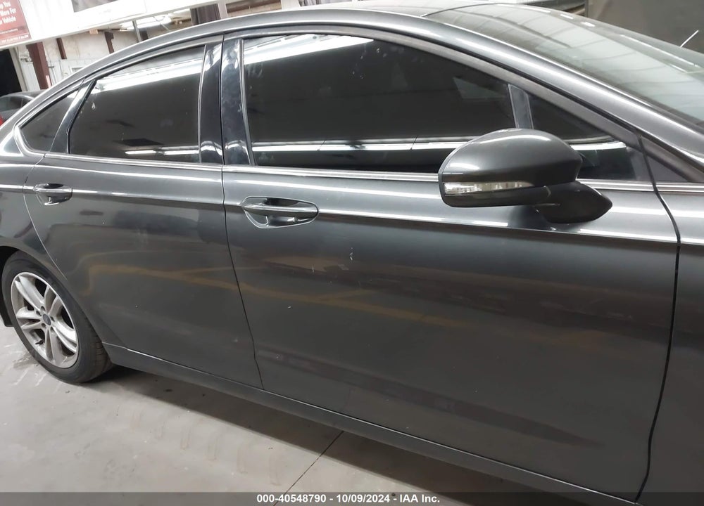 2018 FORD FUSION SE VIN: 3FA6P0HDXJR221206