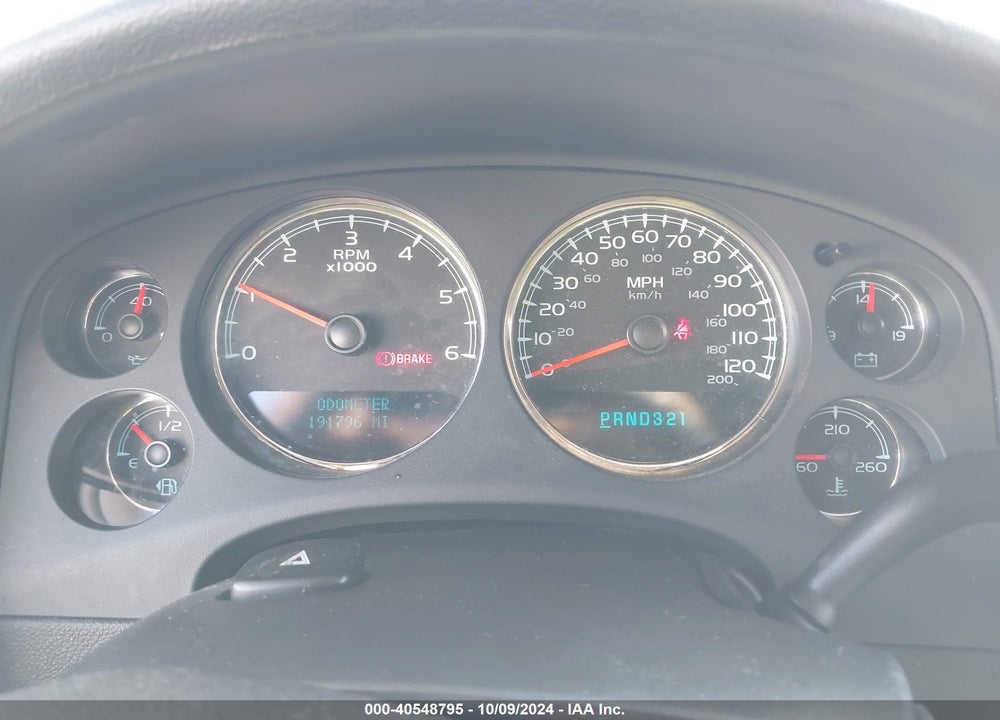 2008 CHEVROLET SUBURBAN 1500 LT VIN: 3GNFC16J68G179862