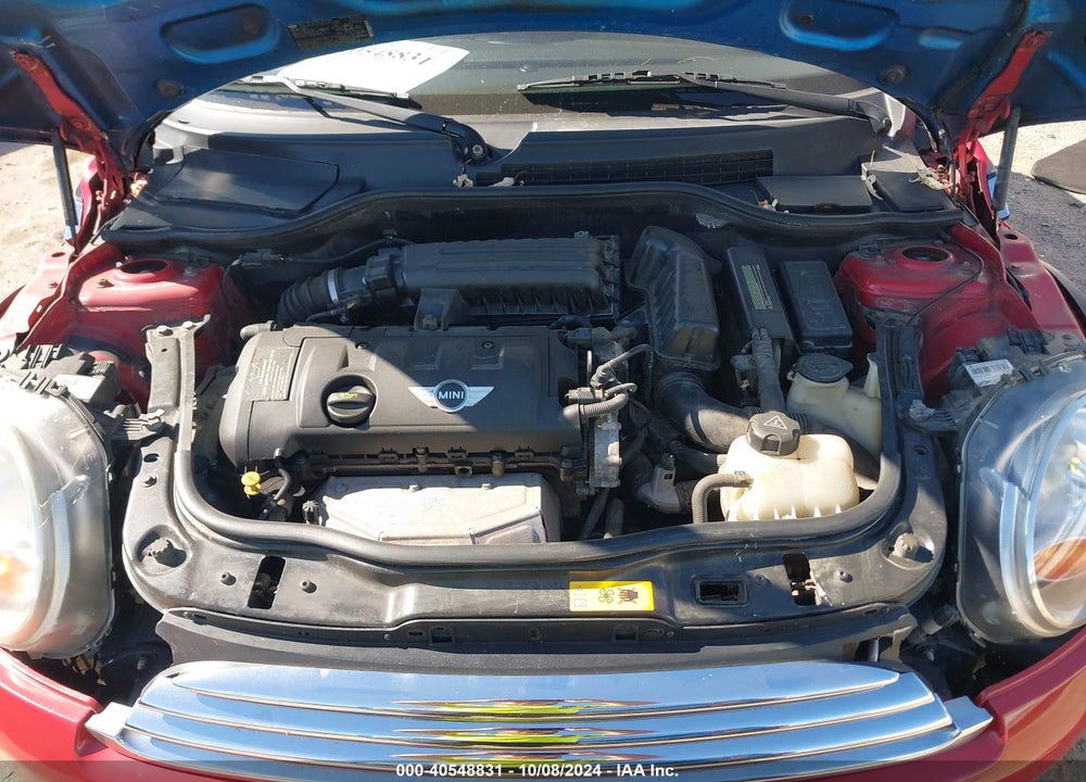 2011 MINI COOPER VIN: WMWSU3C53BT183947