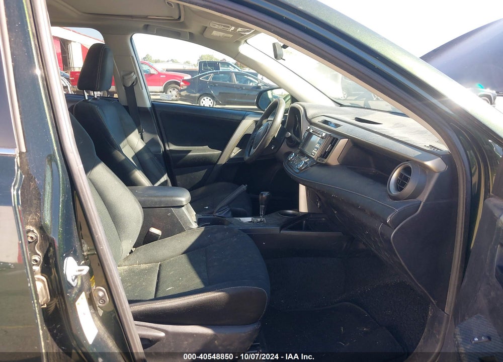 2013 TOYOTA RAV4 XLE VIN: 2T3RFREV1DW070459