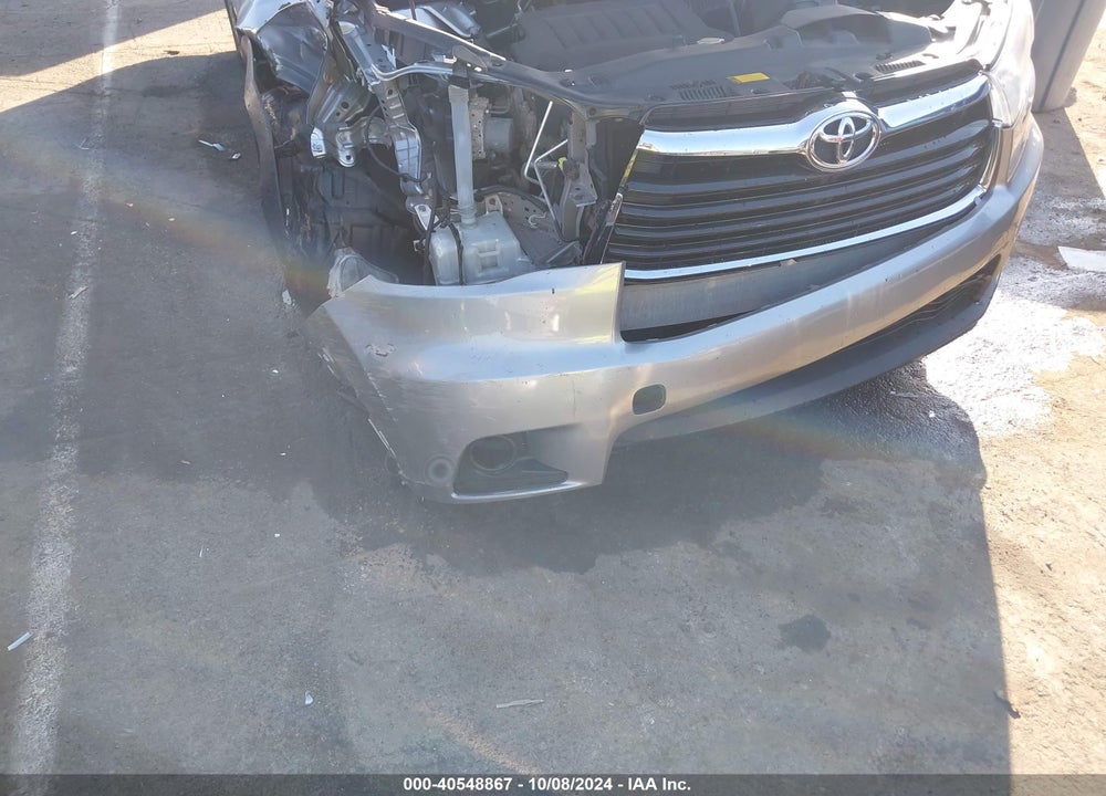 2015 TOYOTA HIGHLANDER XLE V6 VIN: 5TDJKRFH5FS162745
