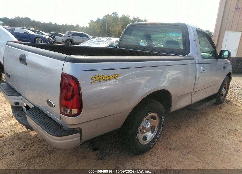 2001 FORD F-150 XL/XLT VIN: 1FTZF17221NA62796