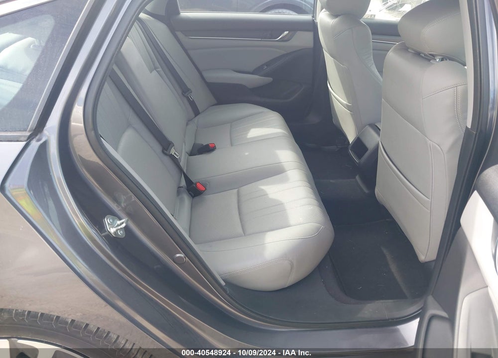 2018 HONDA ACCORD HYBRID VIN: 1HGCV3F18JA009090