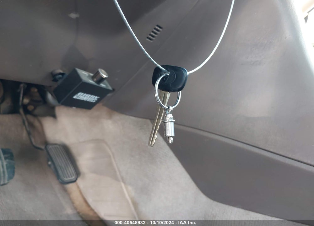 1997 TOYOTA CAMRY LE VIN: JT2BG22K3V0054830