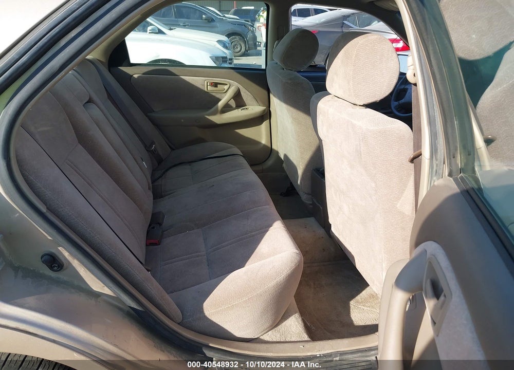 1997 TOYOTA CAMRY LE VIN: JT2BG22K3V0054830