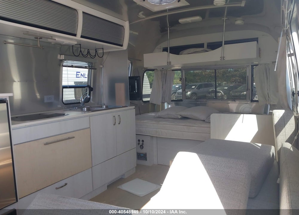 2020 AIRSTREAM OTHER VIN: 1STVMAF16LJ550139