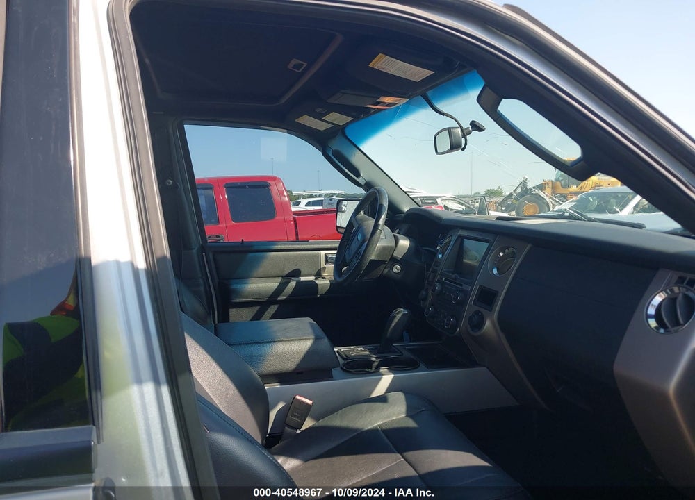 2017 FORD EXPEDITION XLT VIN: 1FMJU1JT4HEA44701