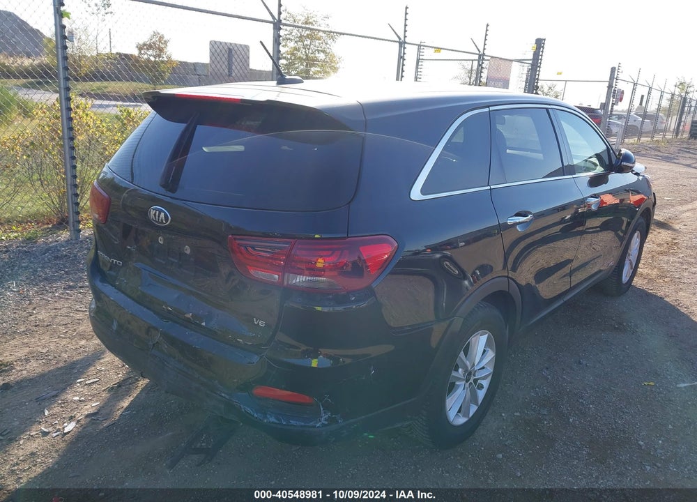 2019 KIA SORENTO 3.3L LX VIN: 5XYPGDA55KG560797