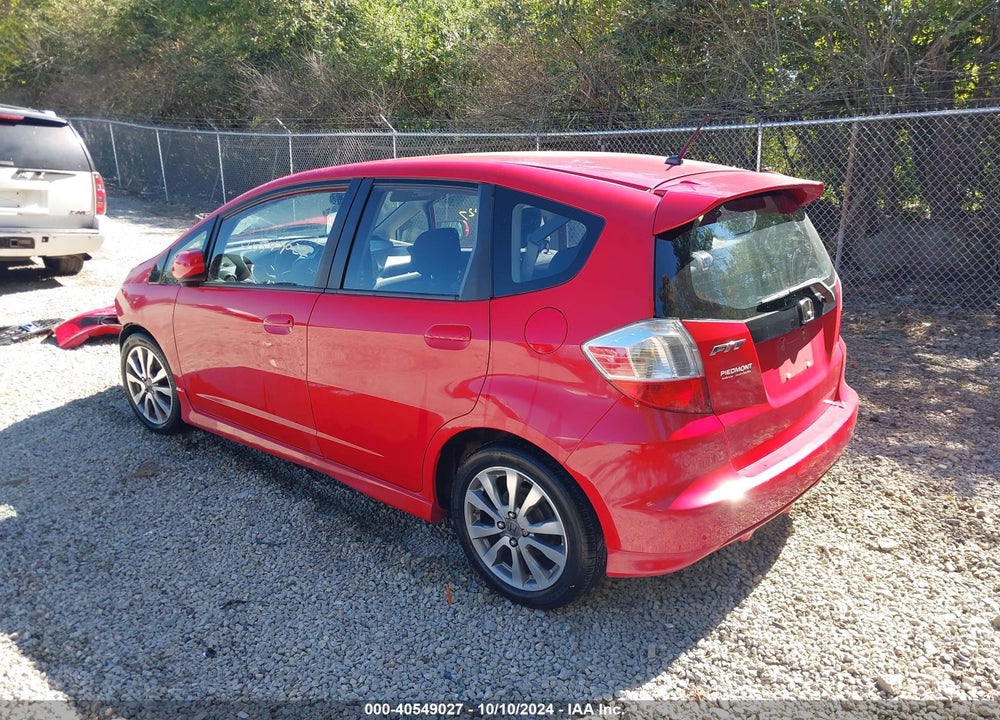 2013 HONDA FIT SPORT VIN: JHMGE8H51DC044350