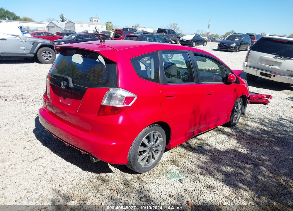 2013 HONDA FIT SPORT VIN: JHMGE8H51DC044350