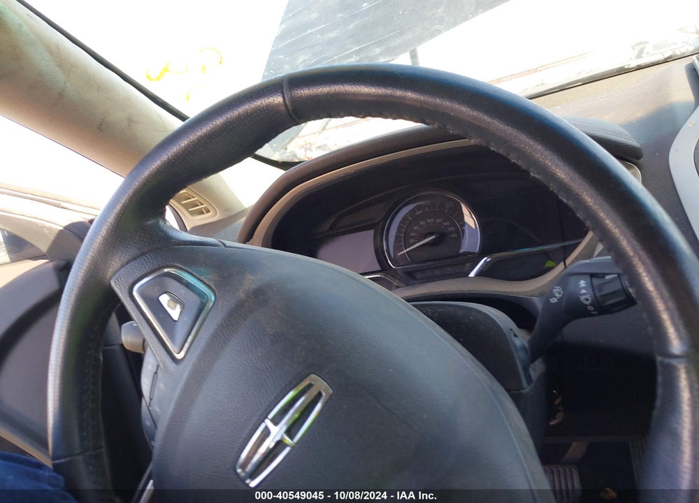 2014 LINCOLN MKZ HYBRID VIN: 3LN6L2LUXER801856