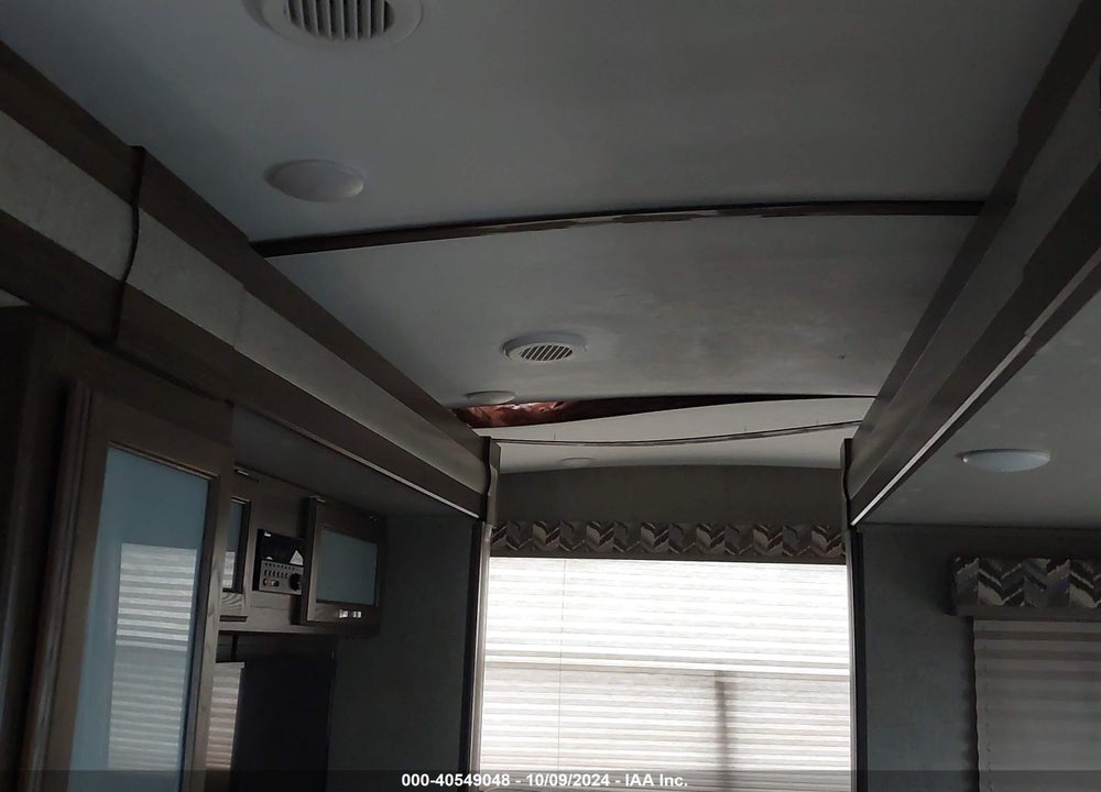 2019 KEYSTONE RV PREMIER VIN: 4YDT30R25KD432262