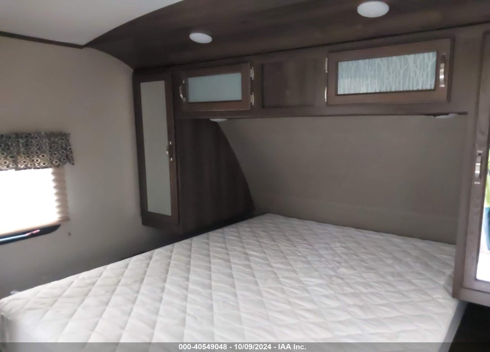 2019 KEYSTONE RV PREMIER VIN: 4YDT30R25KD432262