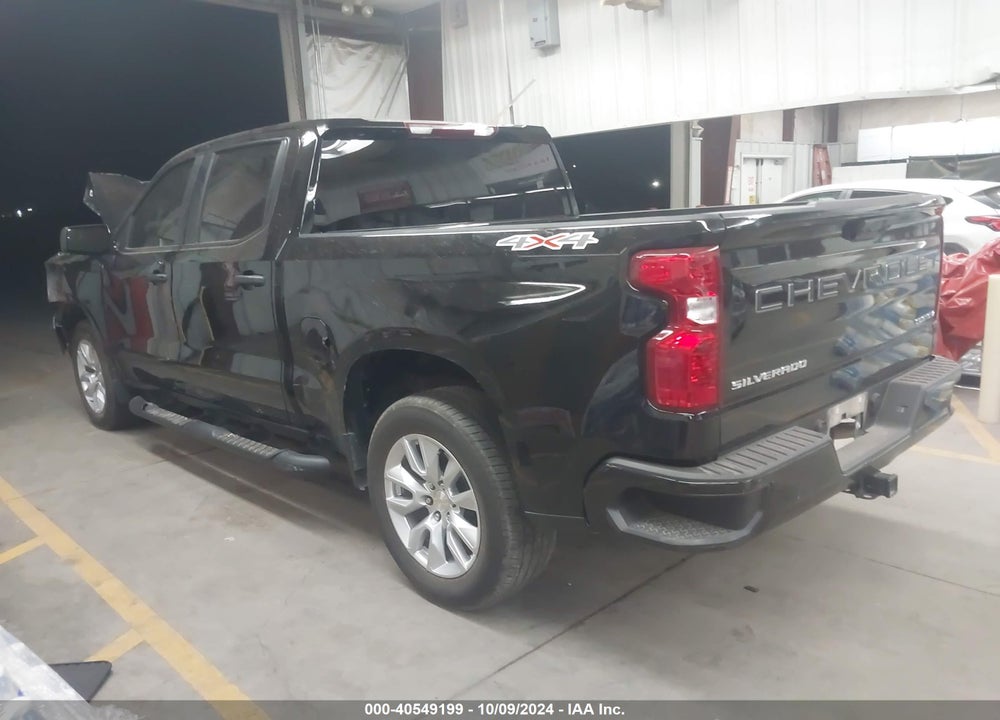 2024 CHEVROLET SILVERADO 1500 4WD SHORT BED CUSTOM VIN: 3GCPDBEK5RG165060