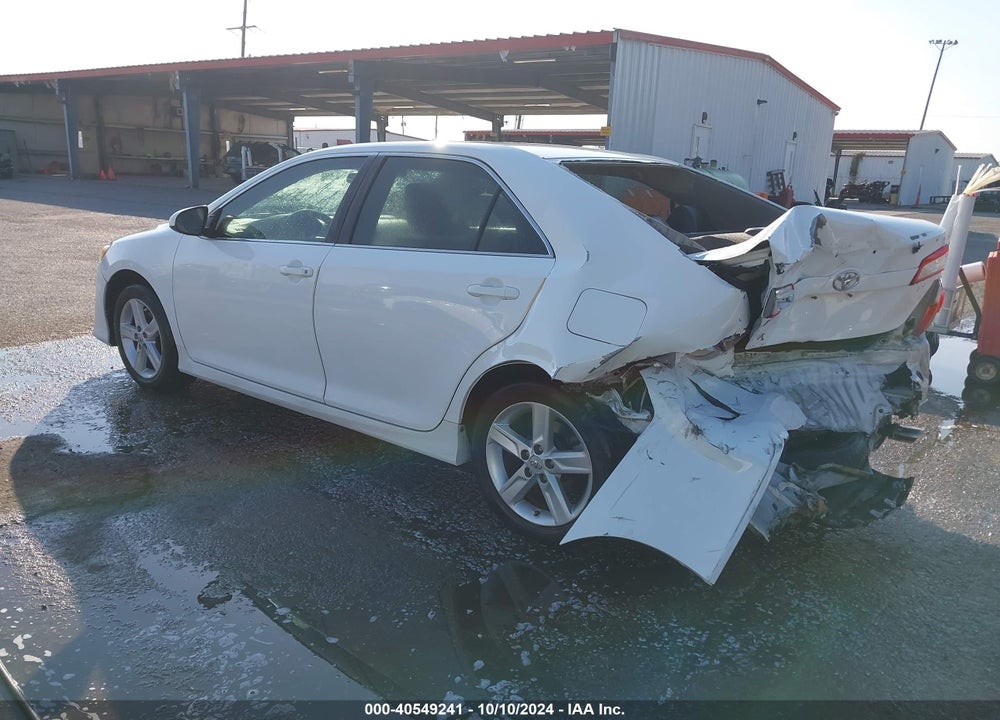 2013 TOYOTA CAMRY SE VIN: 4T1BF1FK6DU215205