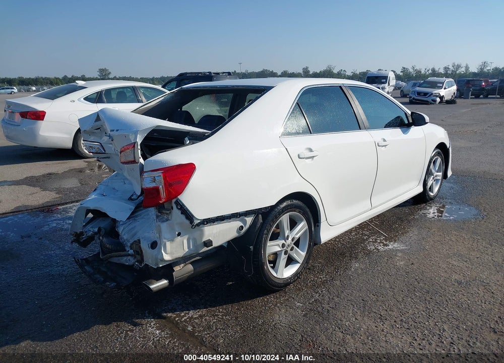 2013 TOYOTA CAMRY SE VIN: 4T1BF1FK6DU215205