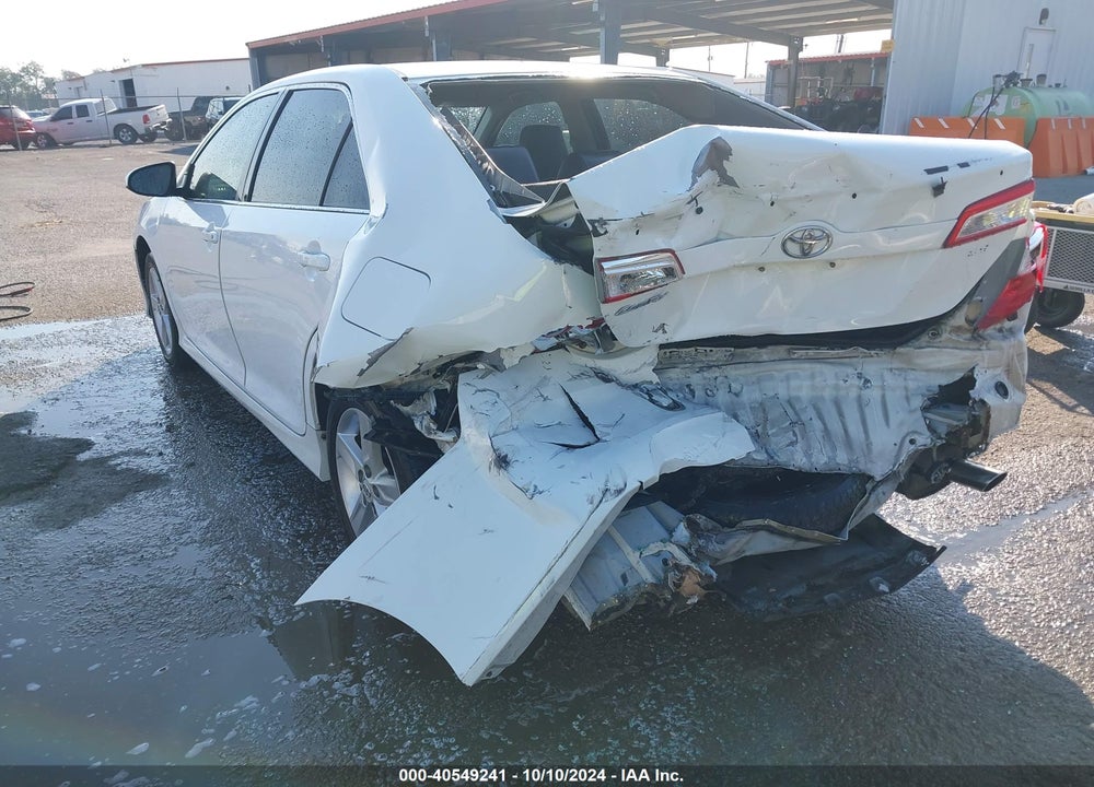 2013 TOYOTA CAMRY SE VIN: 4T1BF1FK6DU215205