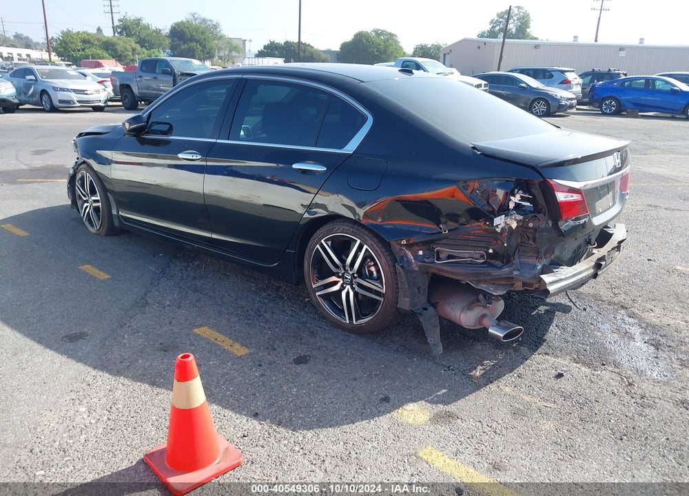 2017 HONDA ACCORD TOURING V6 VIN: 1HGCR3F92HA025645