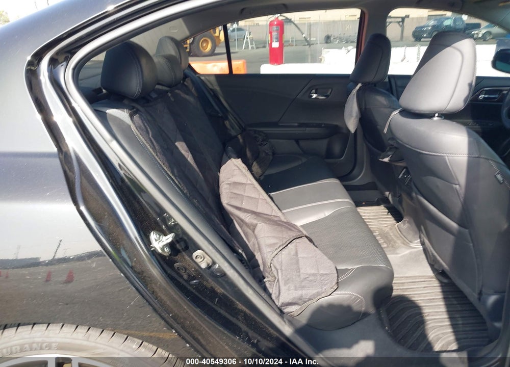 2017 HONDA ACCORD TOURING V6 VIN: 1HGCR3F92HA025645