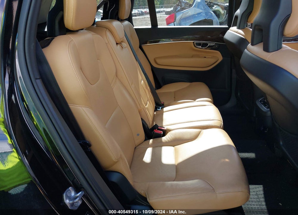 2016 VOLVO XC90 T6 MOMENTUM VIN: YV4A22PK4G1059894