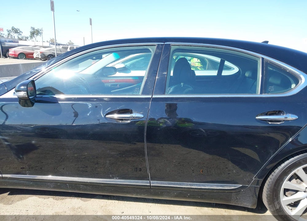2012 LEXUS LS 460 VIN: JTHBL5EF0C5113107